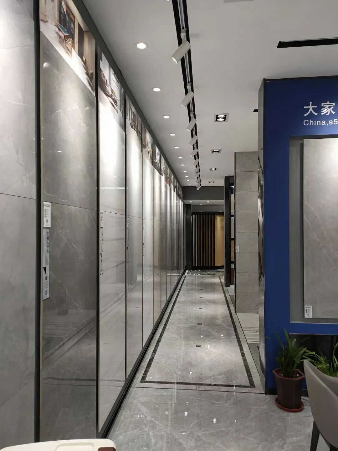 中國(guó)設(shè)計(jì)選材金牌服務(wù)商 | 范里典：與時(shí)俱進(jìn)，唯有創(chuàng)新(圖5)