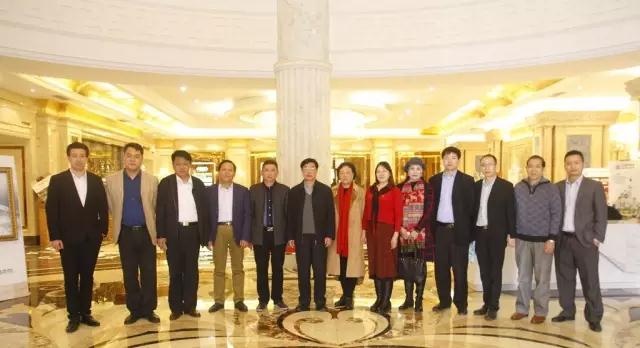 【見證品牌的力量】將軍企業(yè)榮獲“中國陶瓷十強(qiáng)企業(yè)”稱號
(圖2)