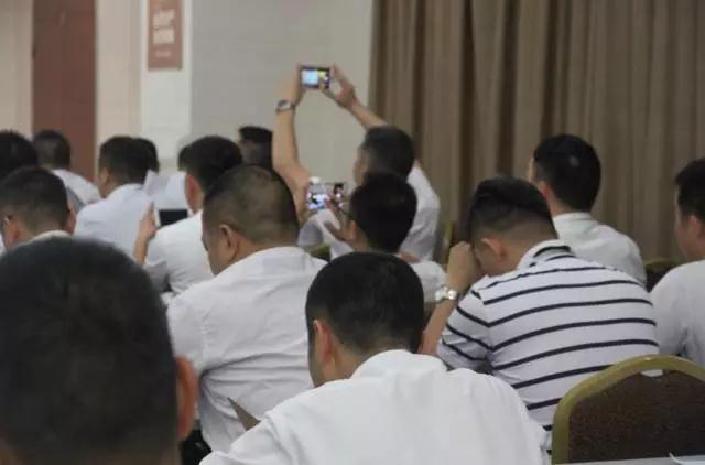 奮力拼搏，實現新跨越|將軍企業(yè)6月工作會議圓滿召開
(圖2)