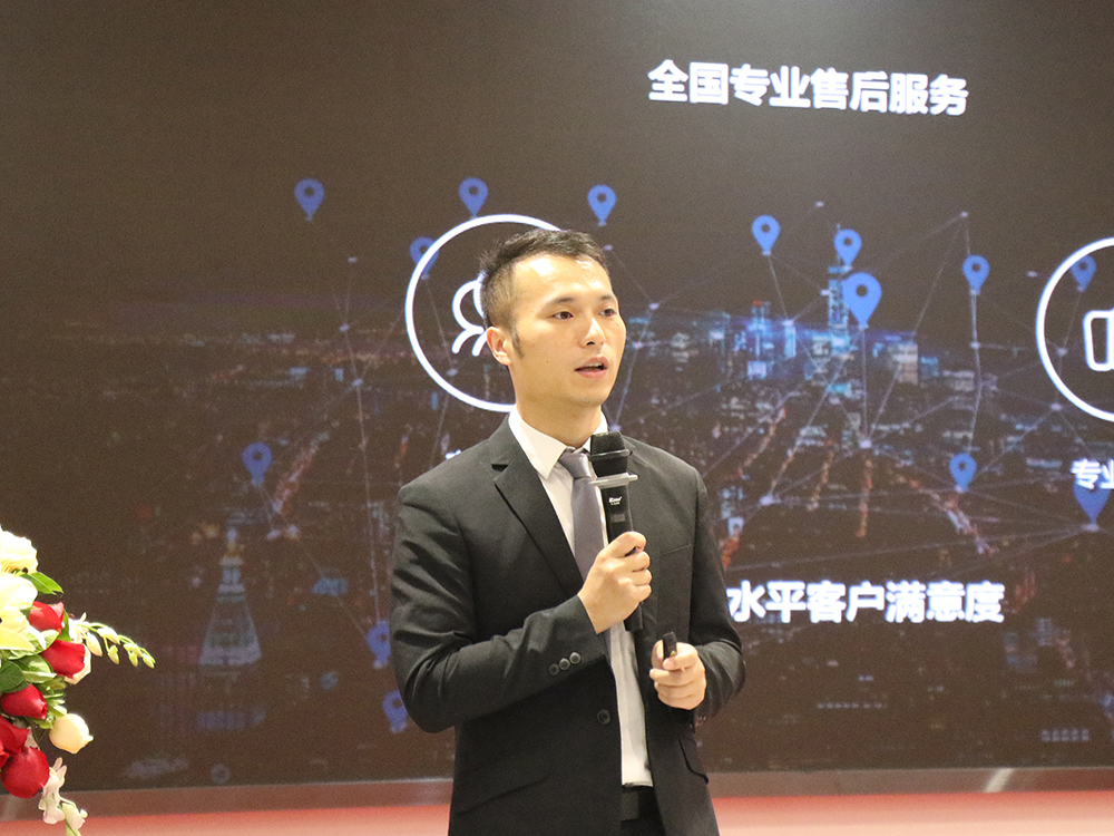 頭條丨成都裝飾工程名企與廣東優(yōu)秀設(shè)計(jì)師走進(jìn)將軍企業(yè)共謀合作發(fā)展！
(圖8)