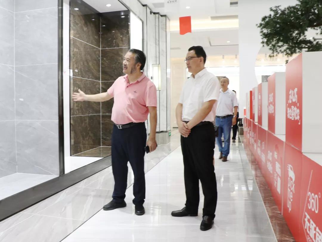 頭條丨衡陽政府考察團再度走進將軍企業(yè)，共商發(fā)展未來！
(圖5)